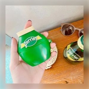 AIRPOD PRO WATER BOTTLE PROTECTIVE CASE W/KEYRING